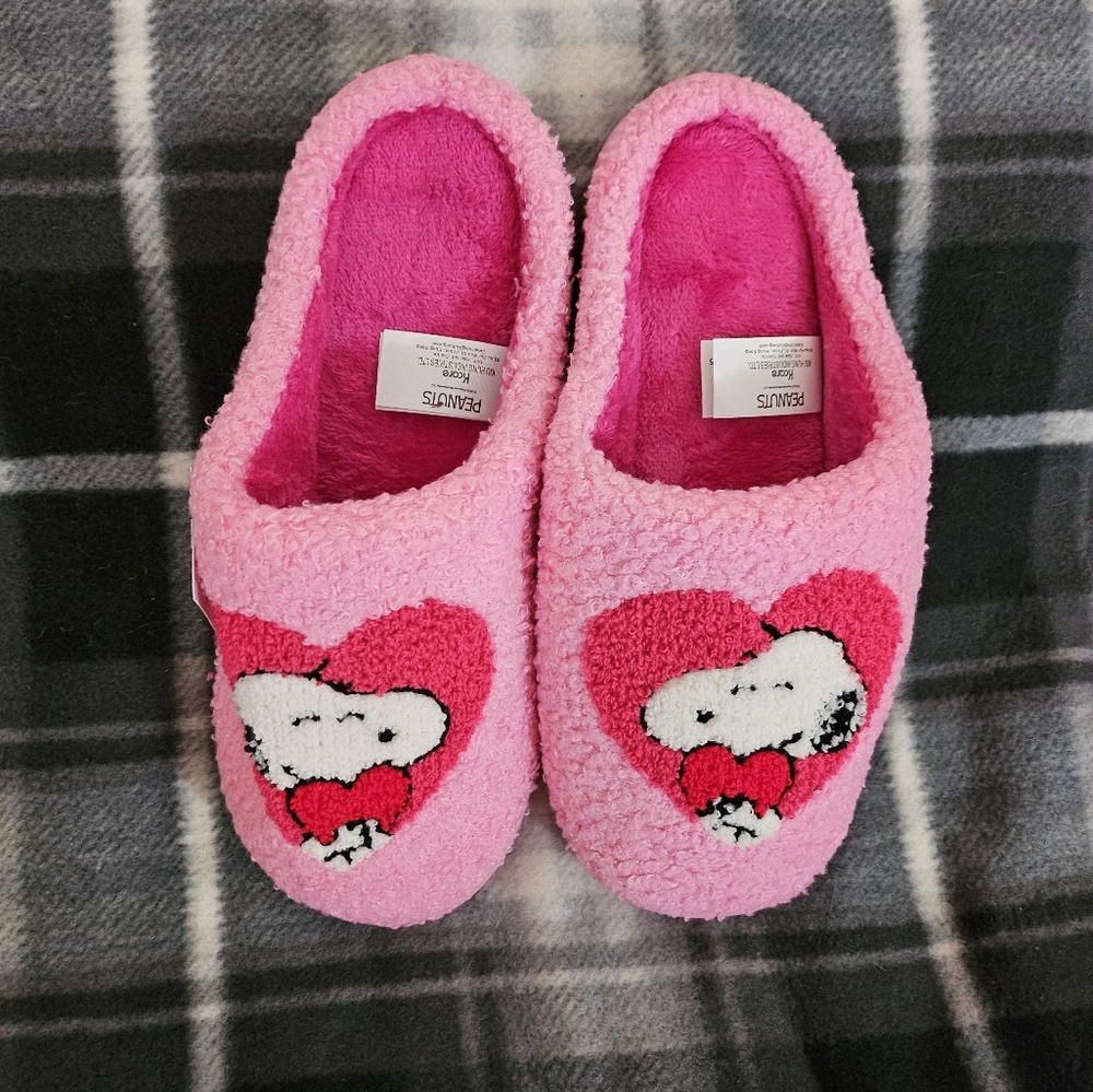 Snoopy Slippers
